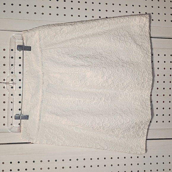 Loft Size 8P White Floral Lace Embroidered detailed Skirt Pleats at Waist - Picture 1 of 6